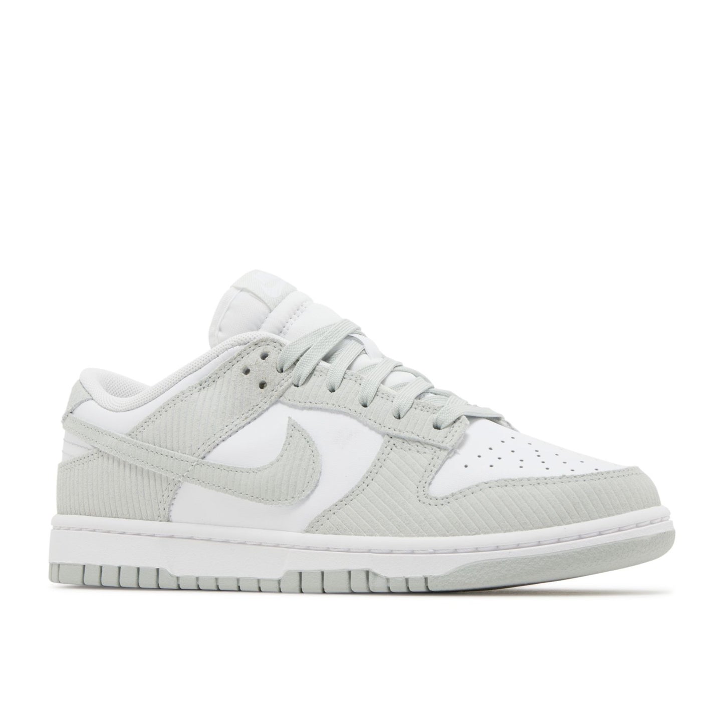 W Nike Dunk Low “Light Silver Corduroy”