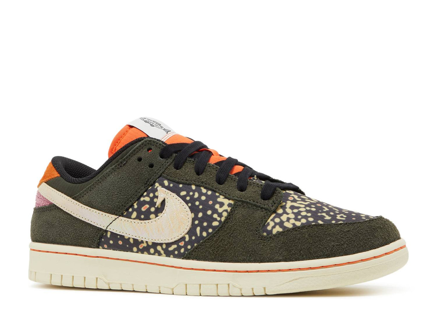 Nike Dunk Low SE “Gone Fishing Rainbow Trout”