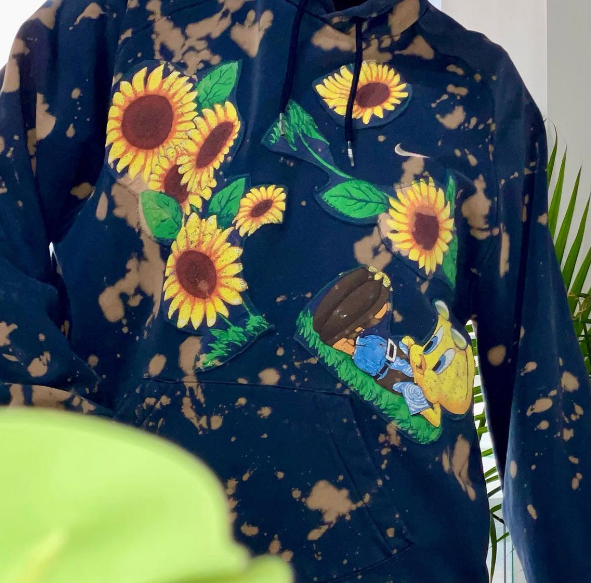 Reworked Nike Hoodie x Tweety Bird Tee