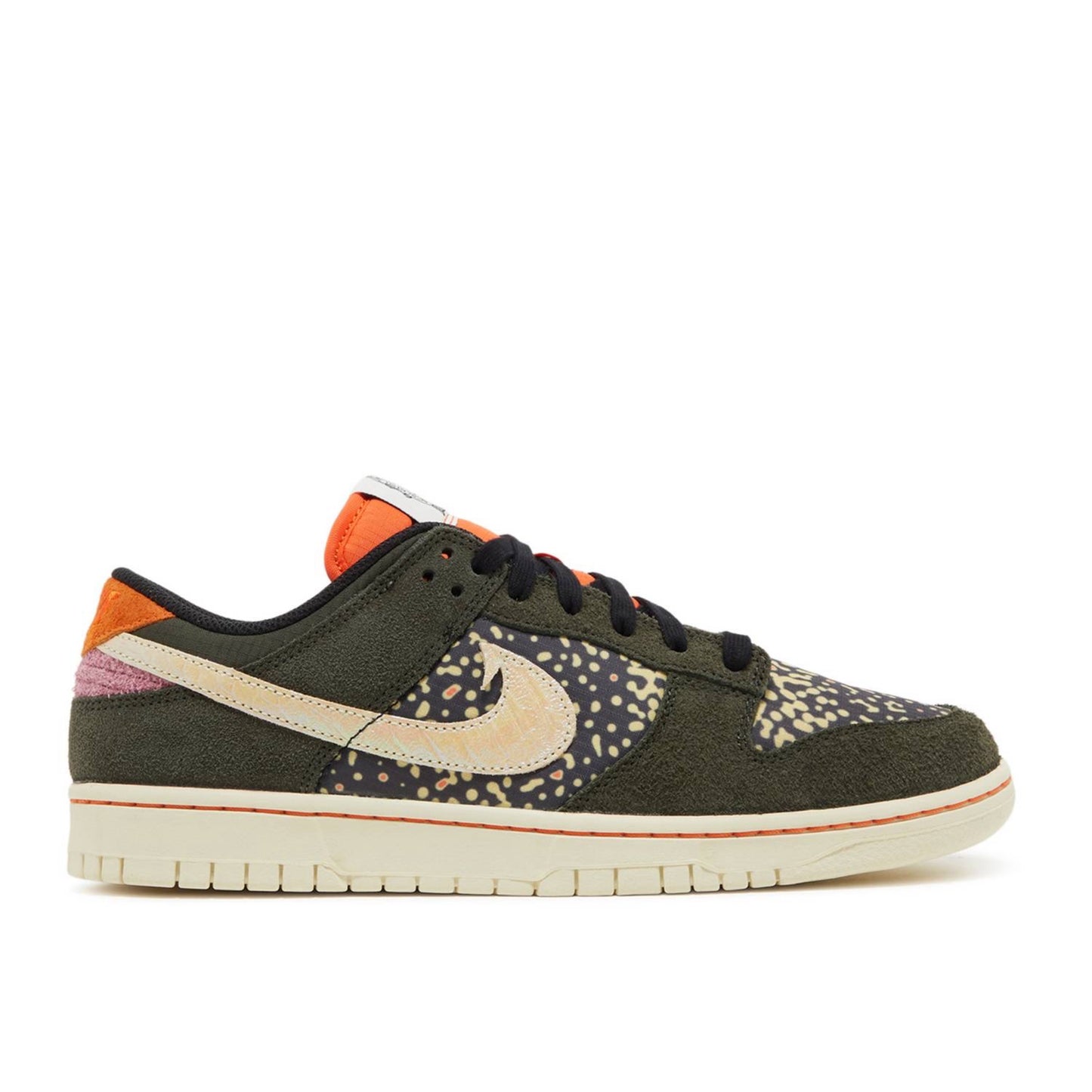 Nike Dunk Low SE “Gone Fishing Rainbow Trout”