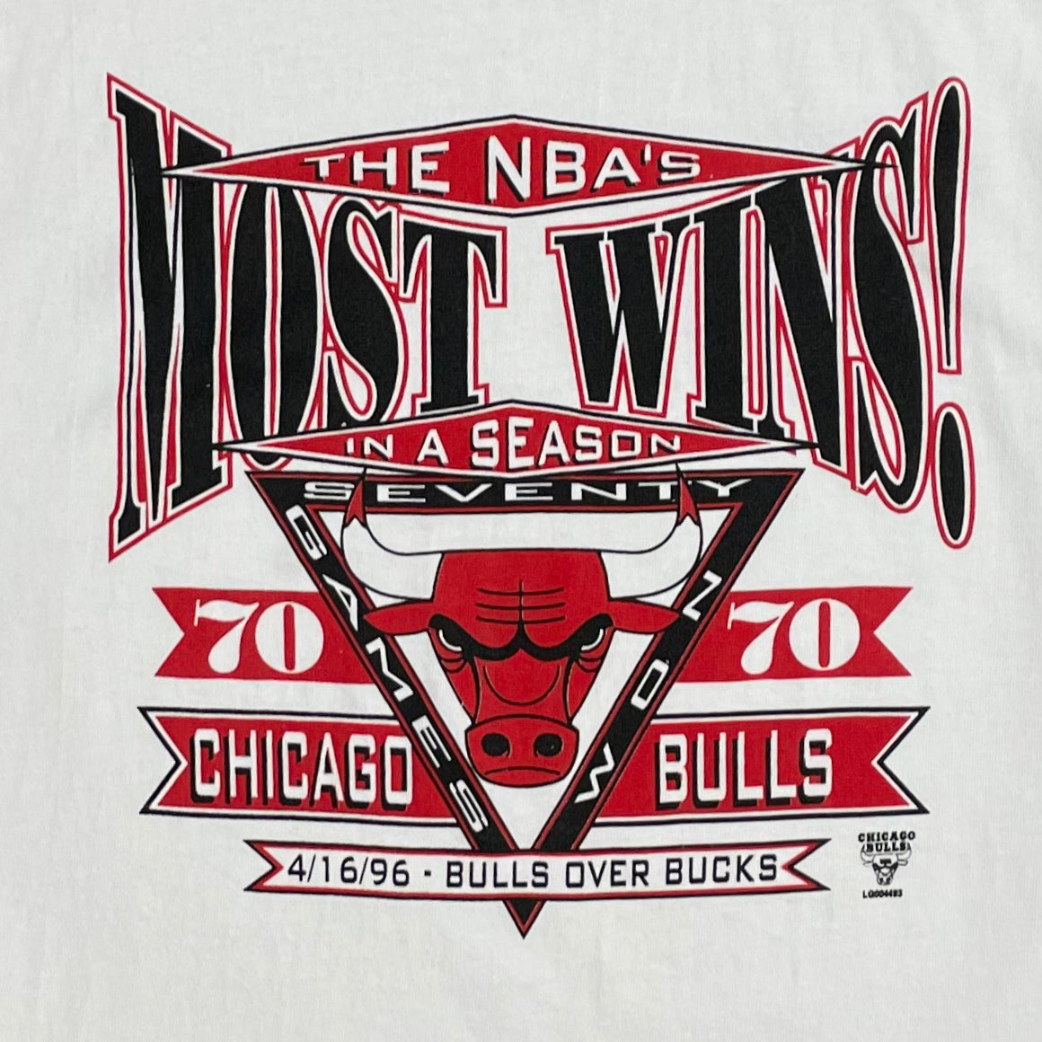 96’ | Chicago Bulls Tee